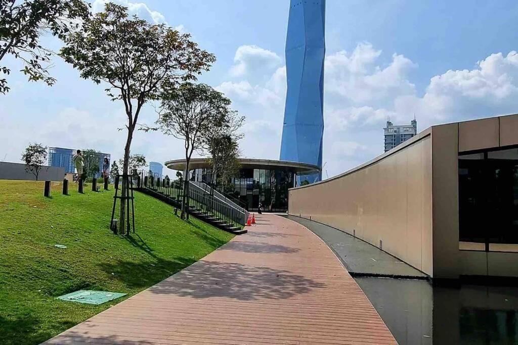 דירות קואלה לומפור Infinity Pool/ Lucentia Bbcc, Near Lalaport, Pnb118, Klcc מראה חיצוני תמונה