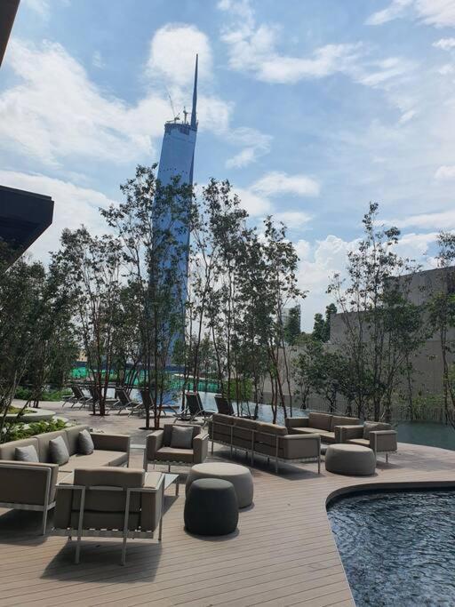 דירות קואלה לומפור Infinity Pool/ Lucentia Bbcc, Near Lalaport, Pnb118, Klcc מראה חיצוני תמונה