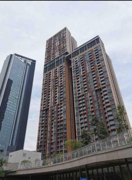 דירות קואלה לומפור Infinity Pool/ Lucentia Bbcc, Near Lalaport, Pnb118, Klcc מראה חיצוני תמונה