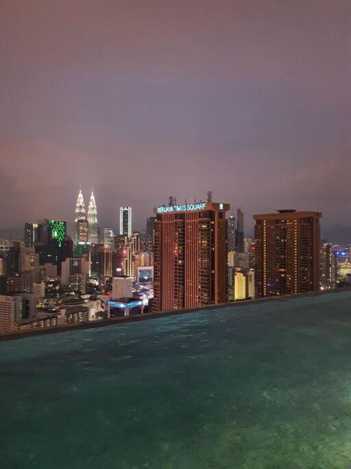 דירות קואלה לומפור Infinity Pool/ Lucentia Bbcc, Near Lalaport, Pnb118, Klcc מראה חיצוני תמונה